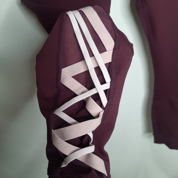 FABLETICS Dynamic High-Waisted Lattice *maroon* - Picture 5 of 7